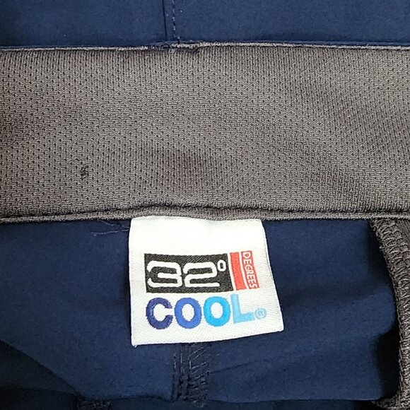 32 Degrees Cool Shorts Mens Size 34 Solid All Blue Athleisure Activewear Pockets - Picture 3 of 5